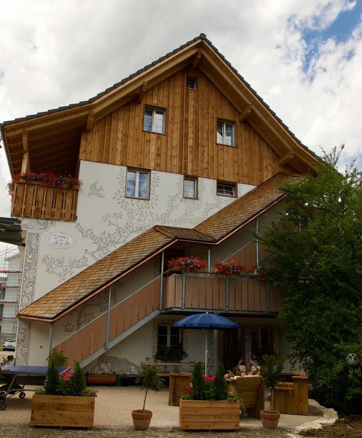 Conny'S B&B Niederweningen Экстерьер фото