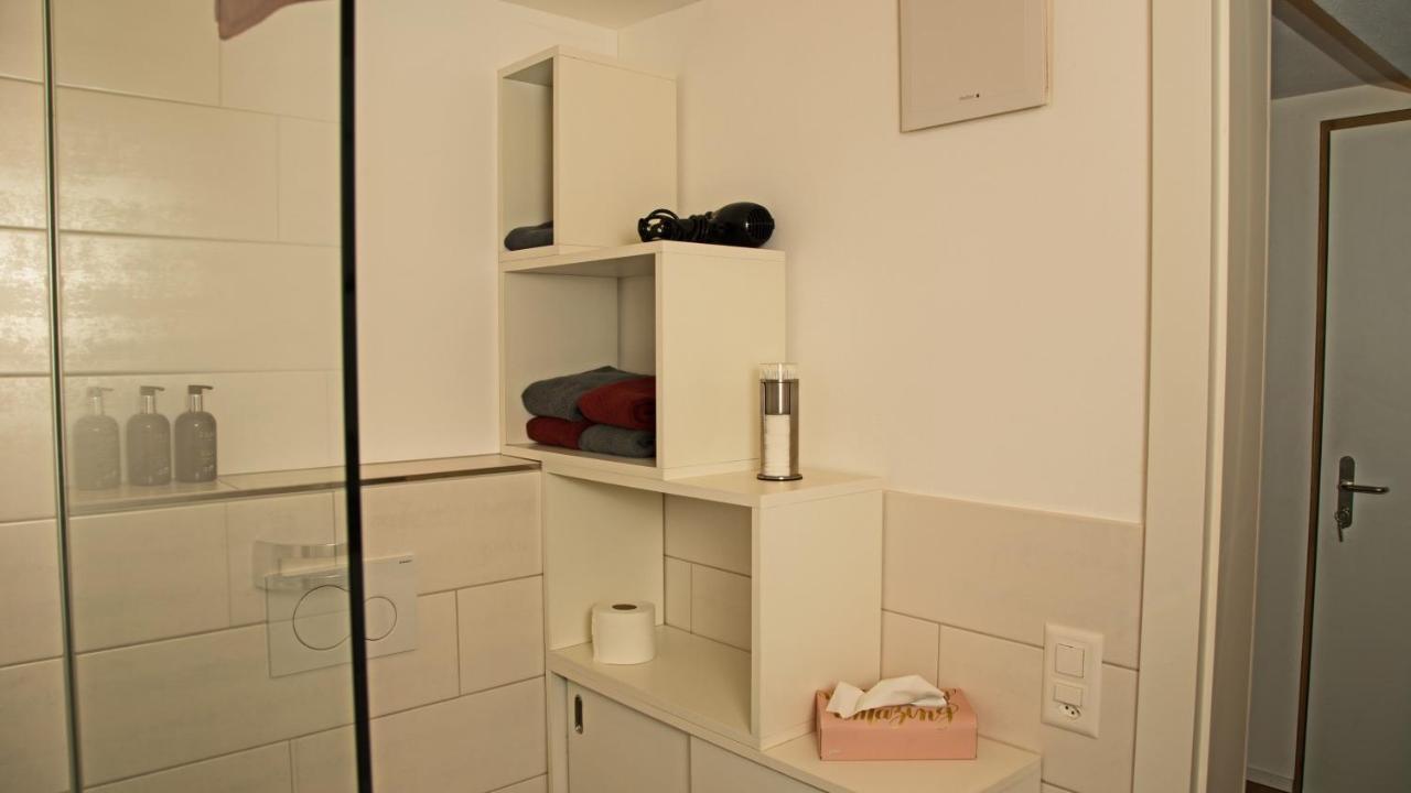 Conny'S B&B Niederweningen Экстерьер фото